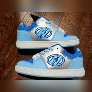 Boys Heelys in Blue NWT size 5